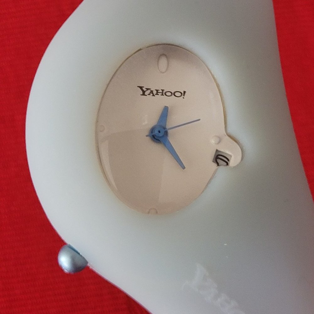 2001 YAHOO, LEFT HANDED TIME / DATE WRIST WATCH, NEW WITH TAGS!!!
